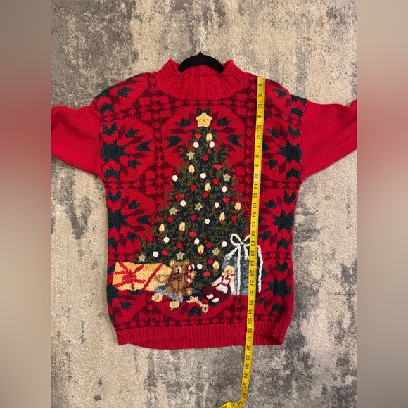 Vintage Red Christmas Sweater with Tree Design - Picture 5 of 5